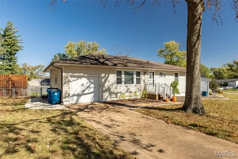 $235,000 | 7625 General Meade Lane, St. Louis, MO 63123