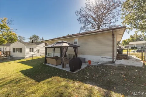 $235,000 | 7625 General Meade Lane, St. Louis, MO 63123