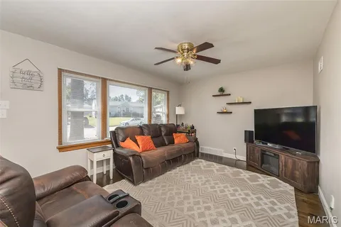 $235,000 | 7625 General Meade Lane, St. Louis, MO 63123