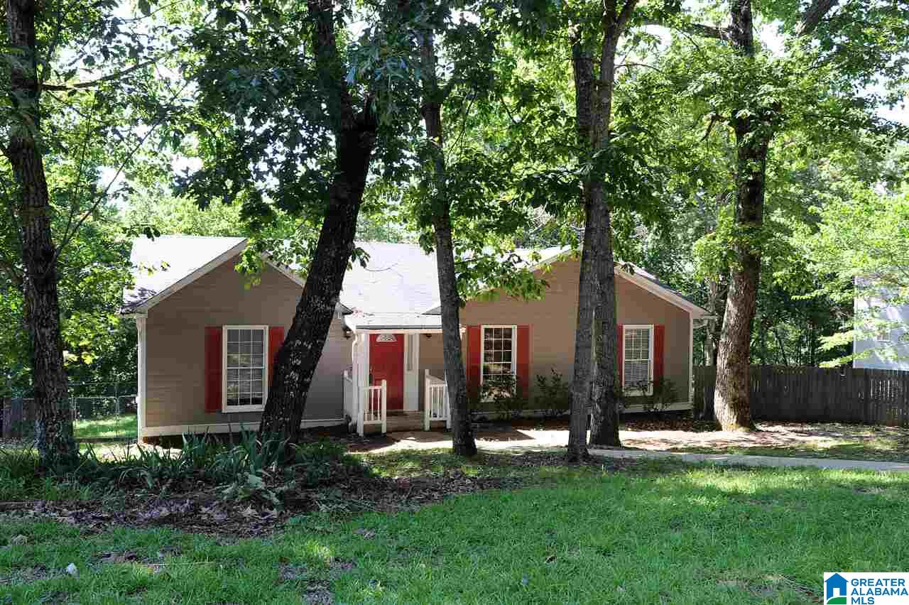 1113 Ridge Drive Pelham, AL 35124 - Photo 2 of 33