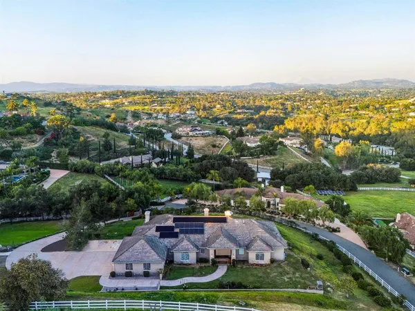 $1,800,000 | 4712 Briana Court, Fallbrook, CA 92028