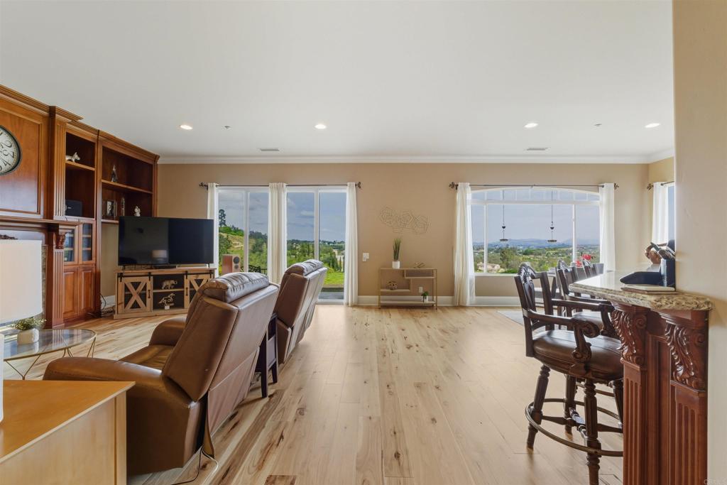 4712 Briana Court Fallbrook, CA 92028 - Photo 16 of 38