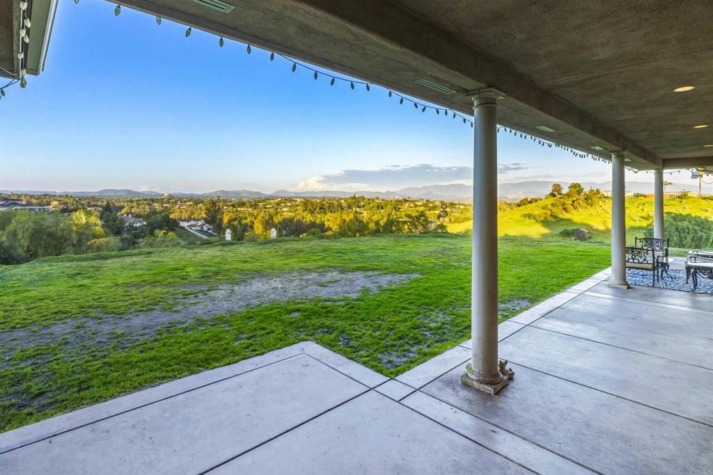 4712 Briana Court Fallbrook, CA 92028 - Photo 37 of 40 a view of a garden with an outdoor space