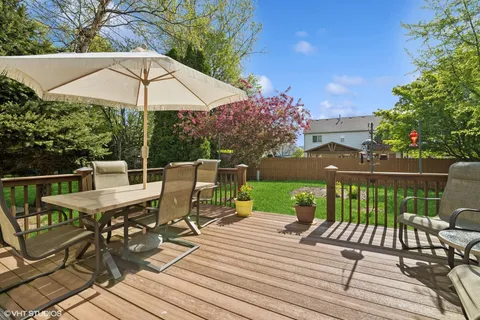 $375,000 | 260 Tanager Drive, Woodstock, IL 60098