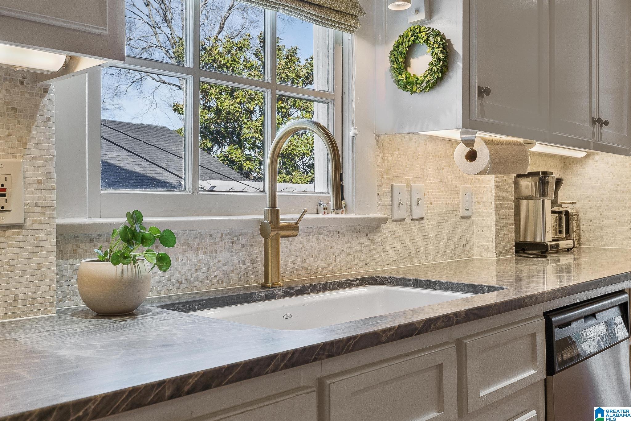 4334 Cliff Road Birmingham, AL 35222 - Photo 22 of 45