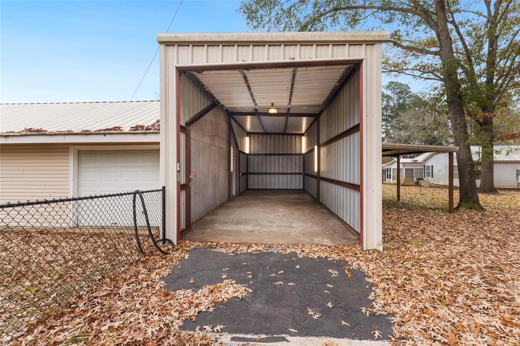 1621 Baseball Loop Diana, TX 75640 - Photo 32 of 38