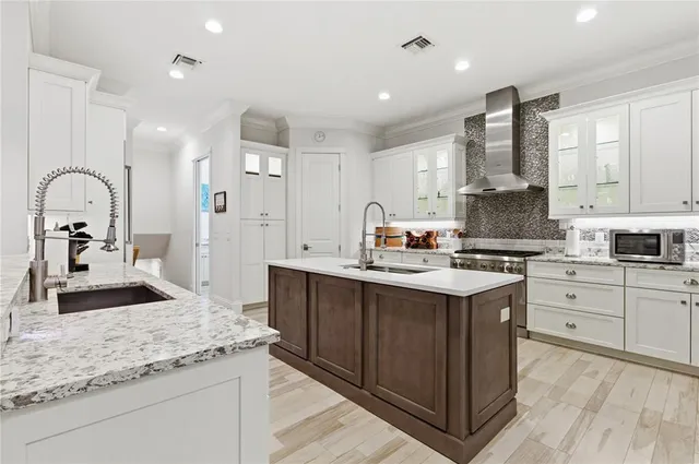 $2,300,000 | 3919 Roberts Point Road, Sarasota, FL 34242