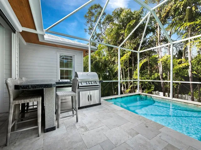 $2,300,000 | 3919 Roberts Point Road, Sarasota, FL 34242