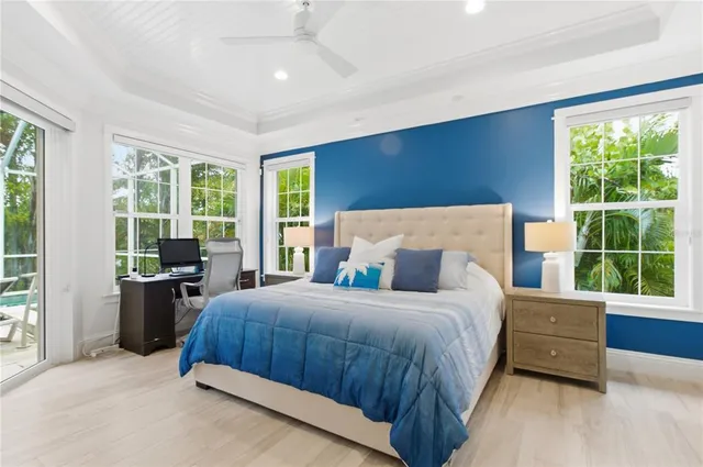 $2,300,000 | 3919 Roberts Point Road, Sarasota, FL 34242