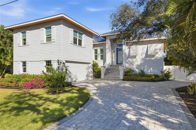 $2,300,000 | 3919 Roberts Point Road, Sarasota, FL 34242