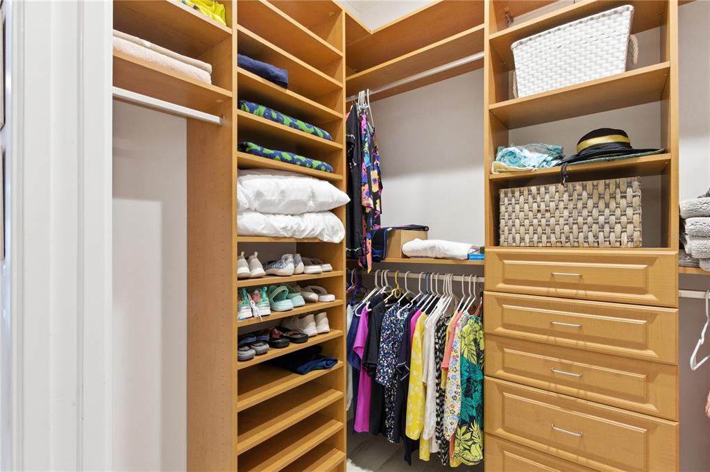 3919 Roberts Point Road Sarasota, FL 34242 - Photo 31 of 45