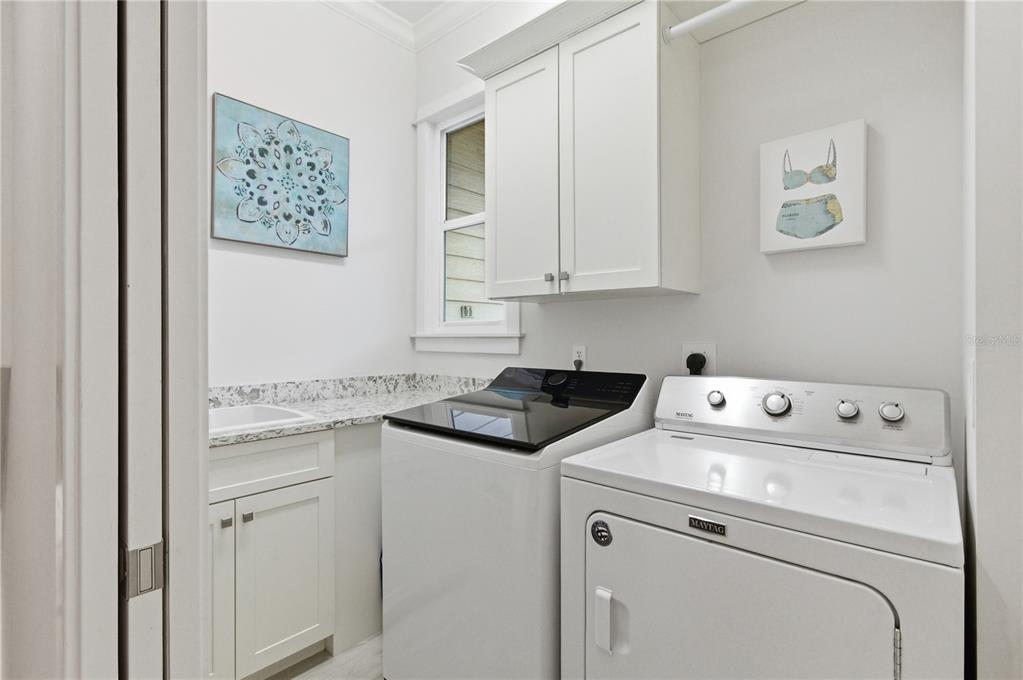 3919 Roberts Point Road Sarasota, FL 34242 - Photo 37 of 45