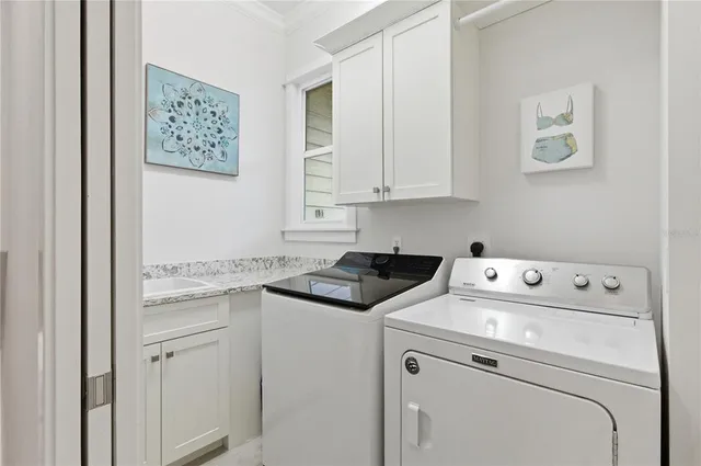 $2,300,000 | 3919 Roberts Point Road, Sarasota, FL 34242