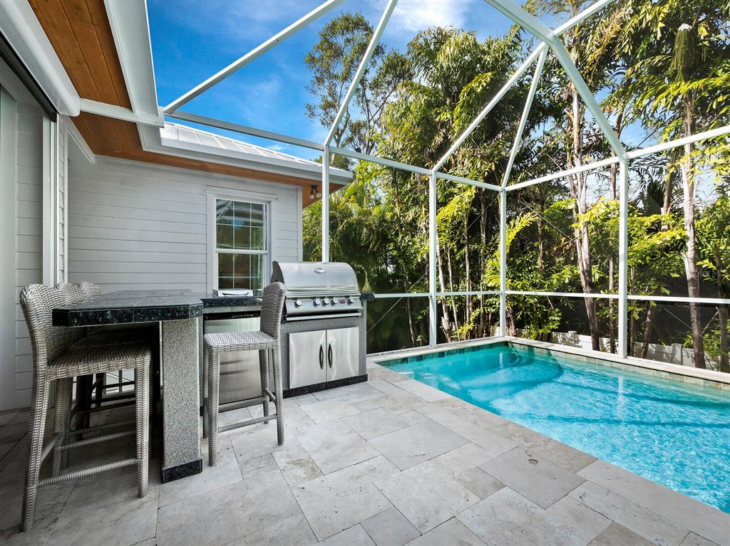 3919 Roberts Point Road Sarasota, FL 34242 - Photo 9 of 45