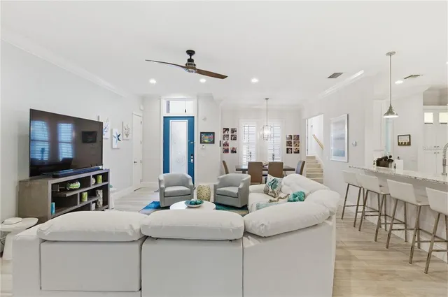 $2,300,000 | 3919 Roberts Point Road, Sarasota, FL 34242