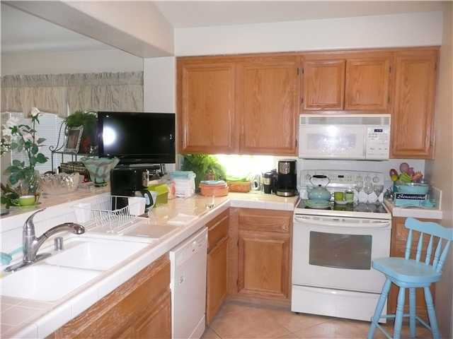 2767 Lobelia Road Alpine, CA 91901 - Photo 3 of 20