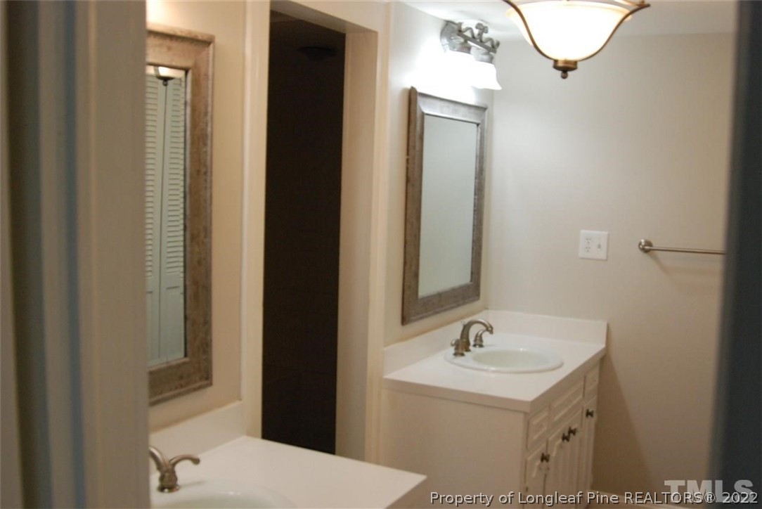 970 Jonesboro Road Dunn, NC 28334 - Photo 10 of 14 Gallery Image 10