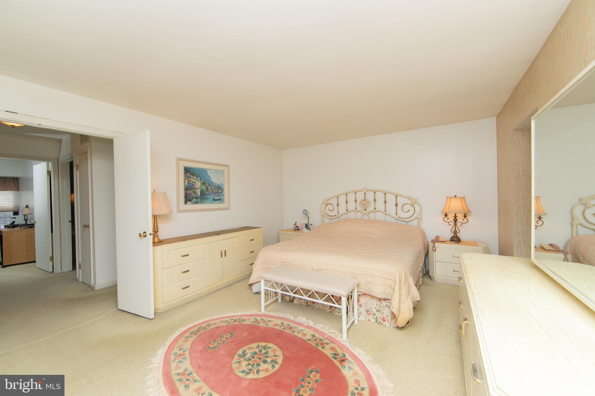 1 Crofton Commons Cherry Hill, NJ 08034 - Photo 18 of 40 a bedroom with a bed and a dresser