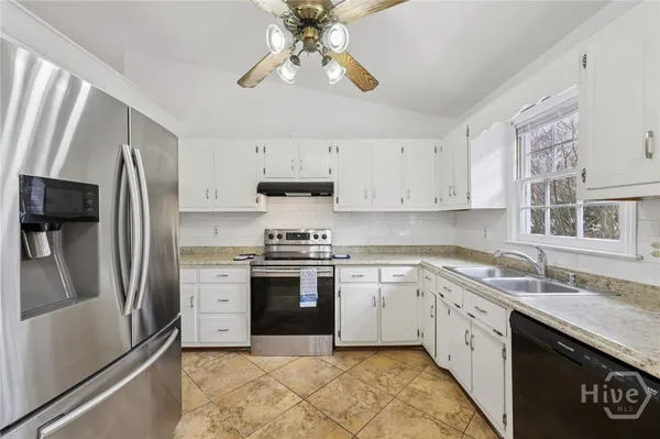 $2,300 | 601 Cotton Cove Way, Lawrenceville, GA 30046