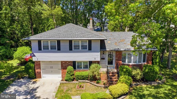 $3,300 | 205 Euclid Avenue, Somers Point, NJ 08244