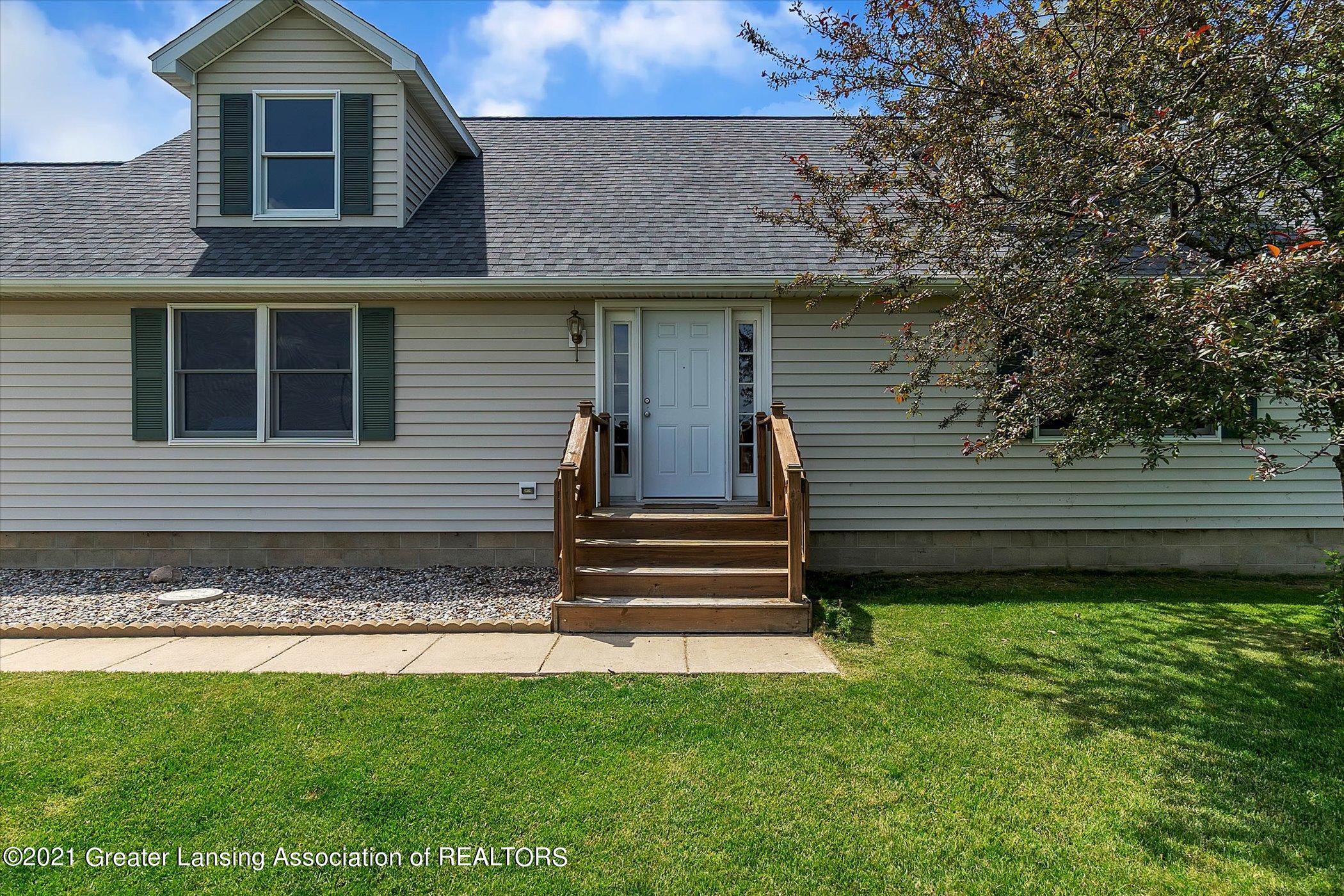 3022 Eden Road Leslie, MI 49251 - Photo 4 of 33 Exterior Front