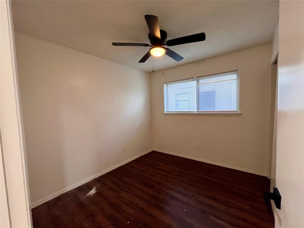 721 Lisa Lane Cedar Hill, TX 75104 - Photo 23 of 35