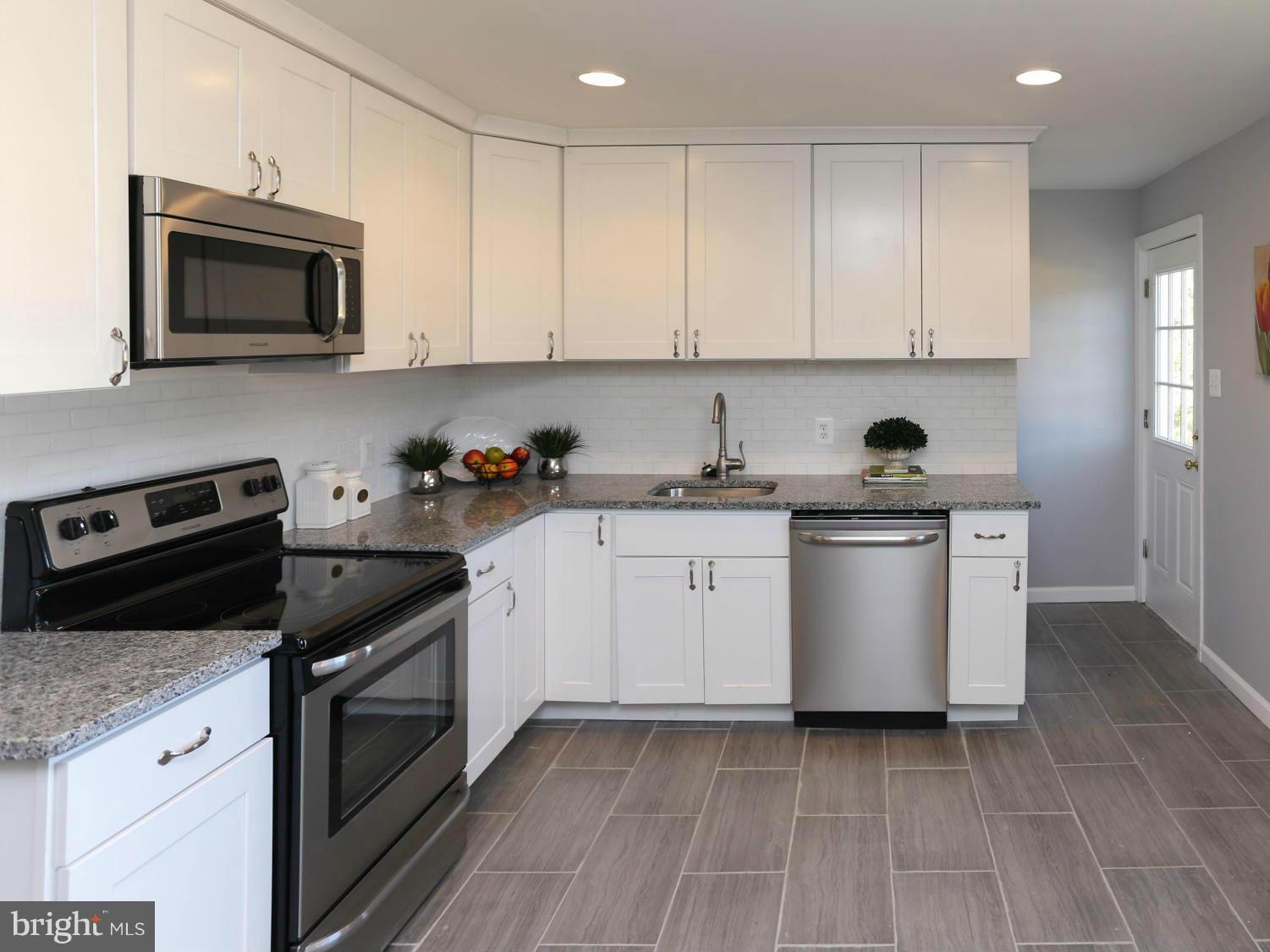 1154 Ridge Drive Pasadena, MD 21122 - Photo 1 of 29 Kitchen