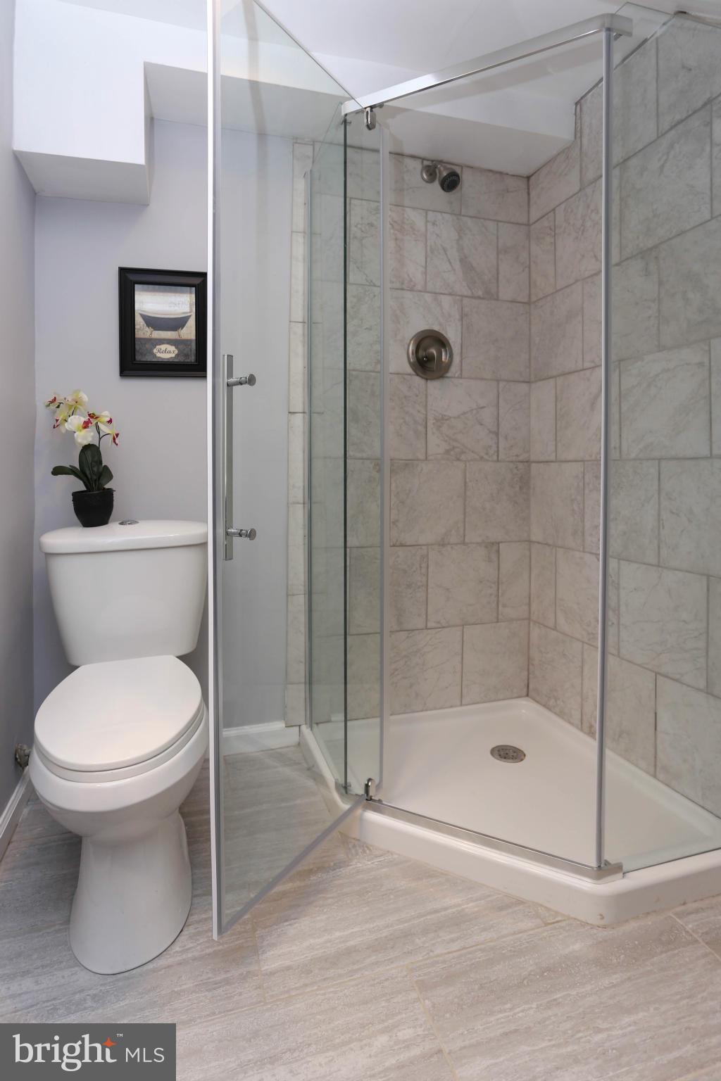 1154 Ridge Drive Pasadena, MD 21122 - Photo 17 of 29 Bath