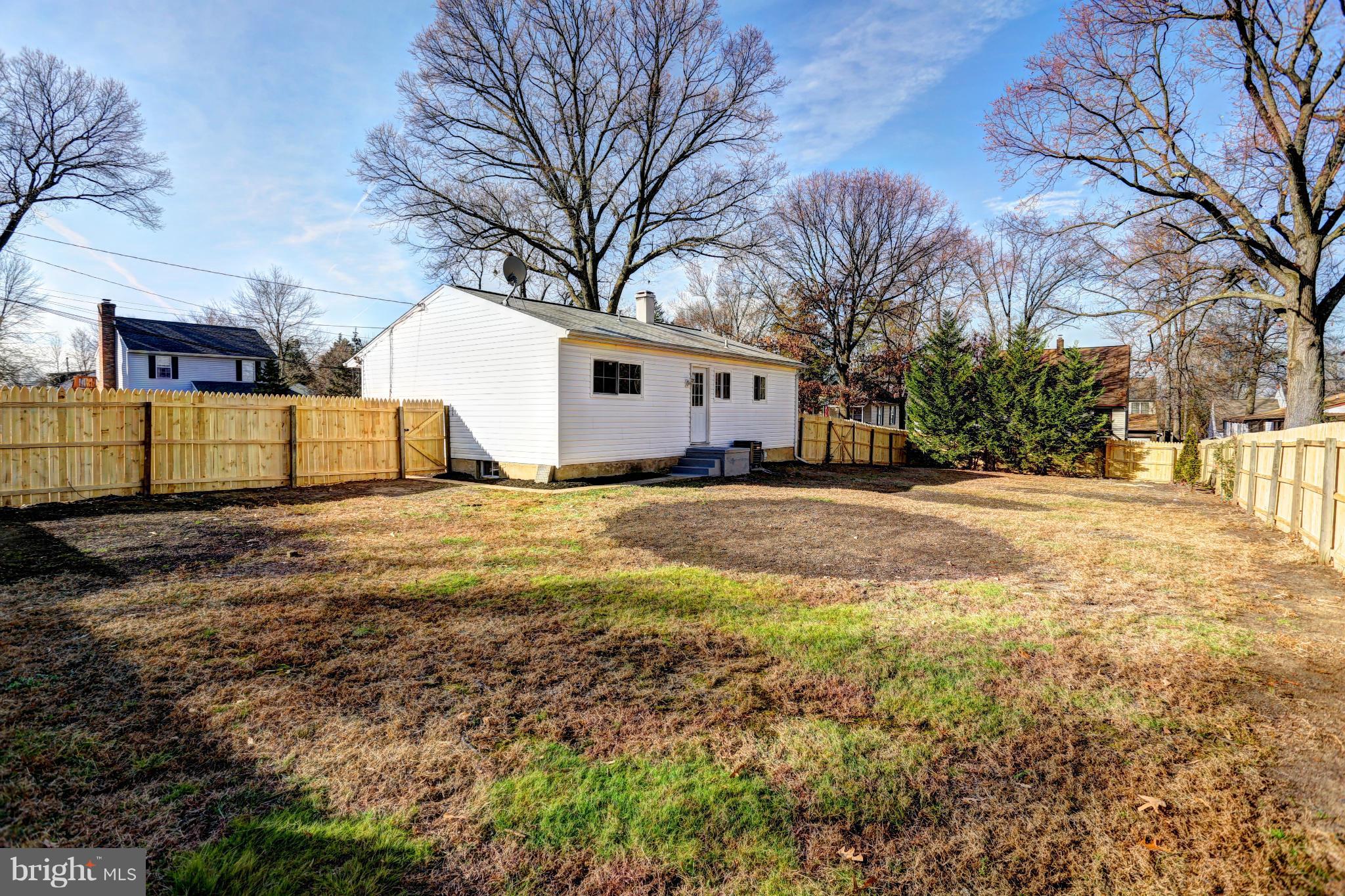1154 Ridge Drive Pasadena, MD 21122 - Photo 20 of 29 Exterior (Rear)