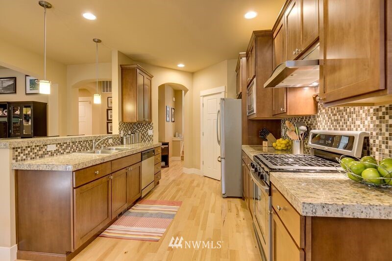3602 232nd Street Southeast Bothell, WA 98021 - Photo 4 of 24