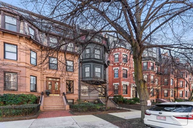 a front view of a building