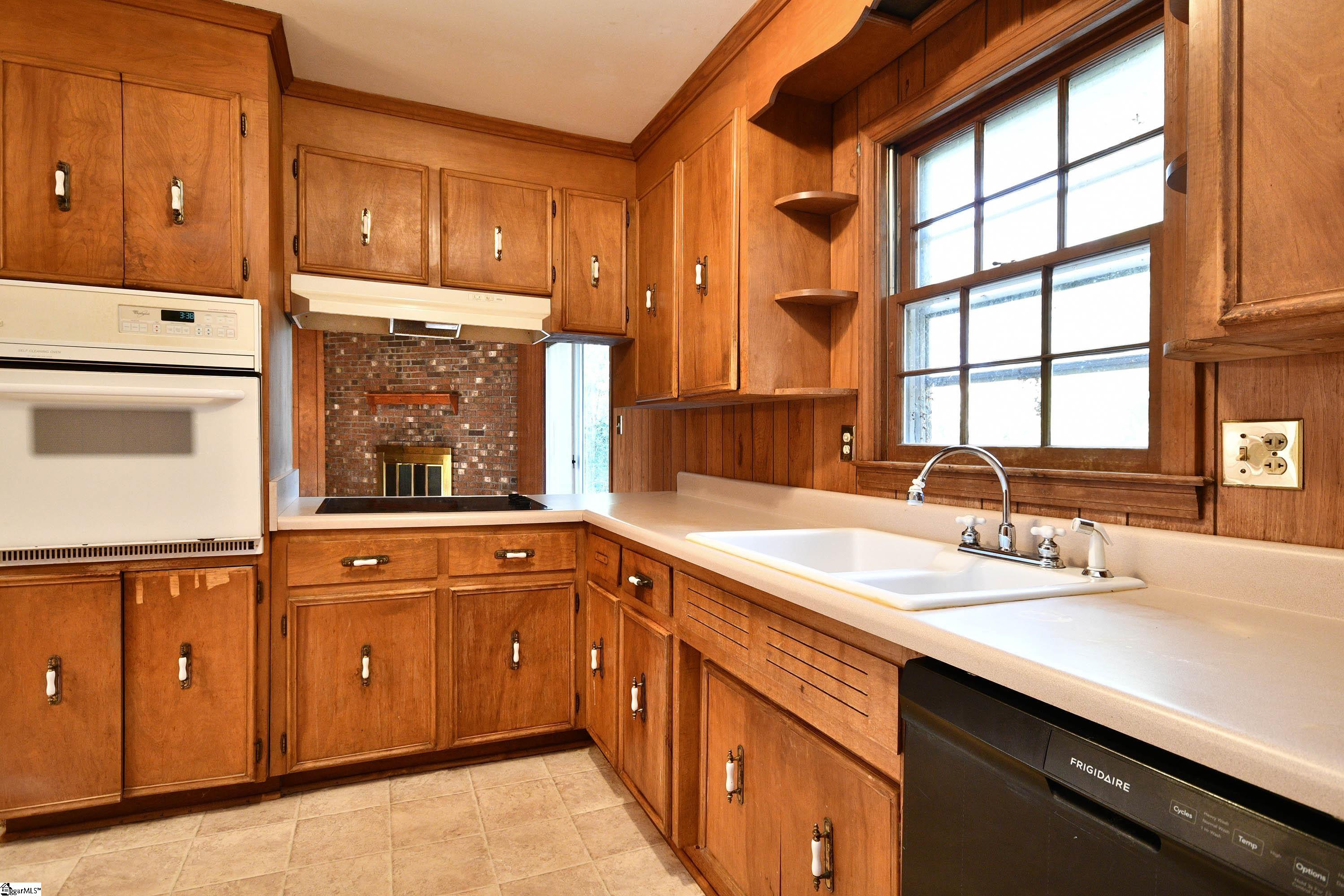 4 Coatbridge Road Greenville, SC 29615 - Photo 20 of 36