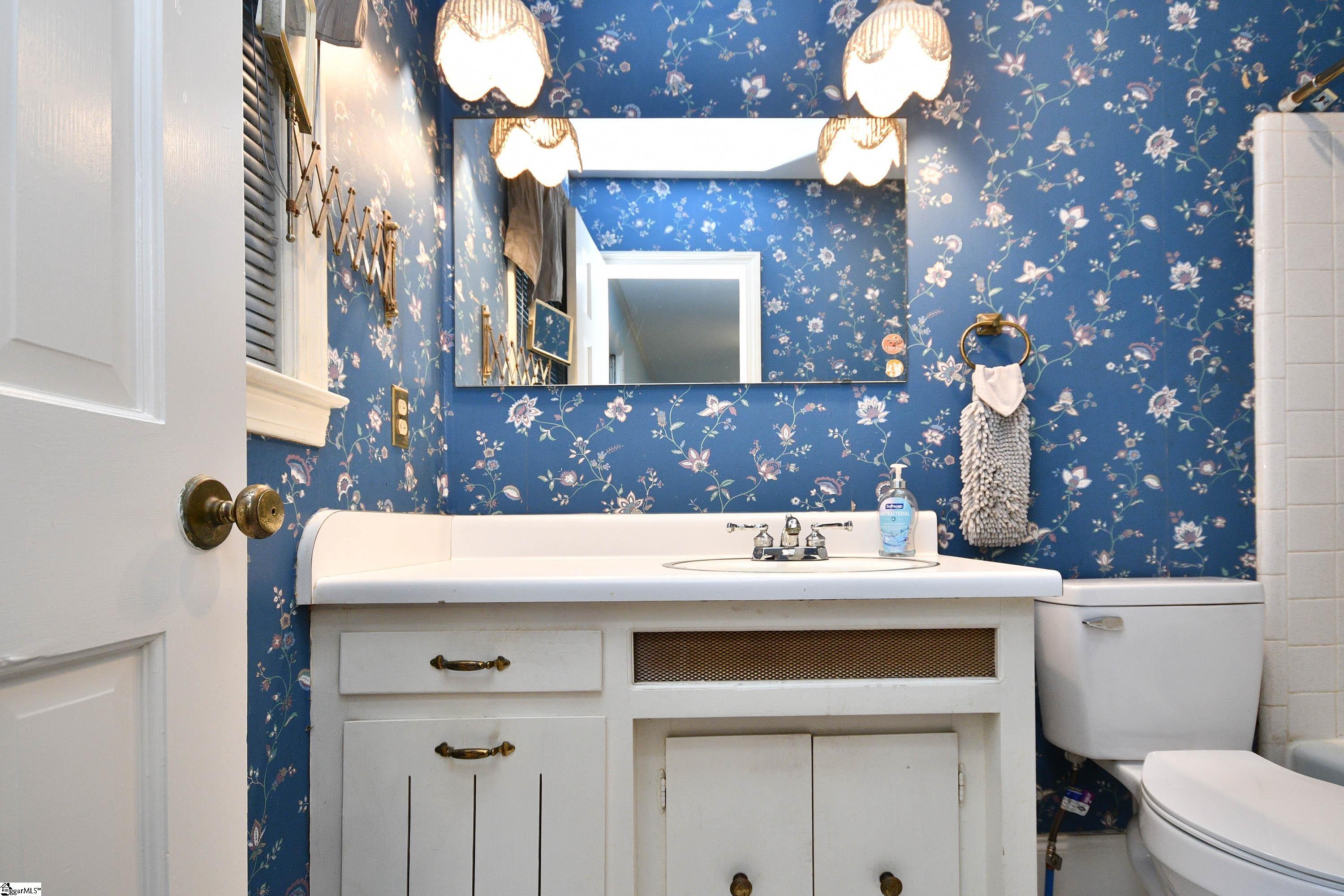 4 Coatbridge Road Greenville, SC 29615 - Photo 23 of 36