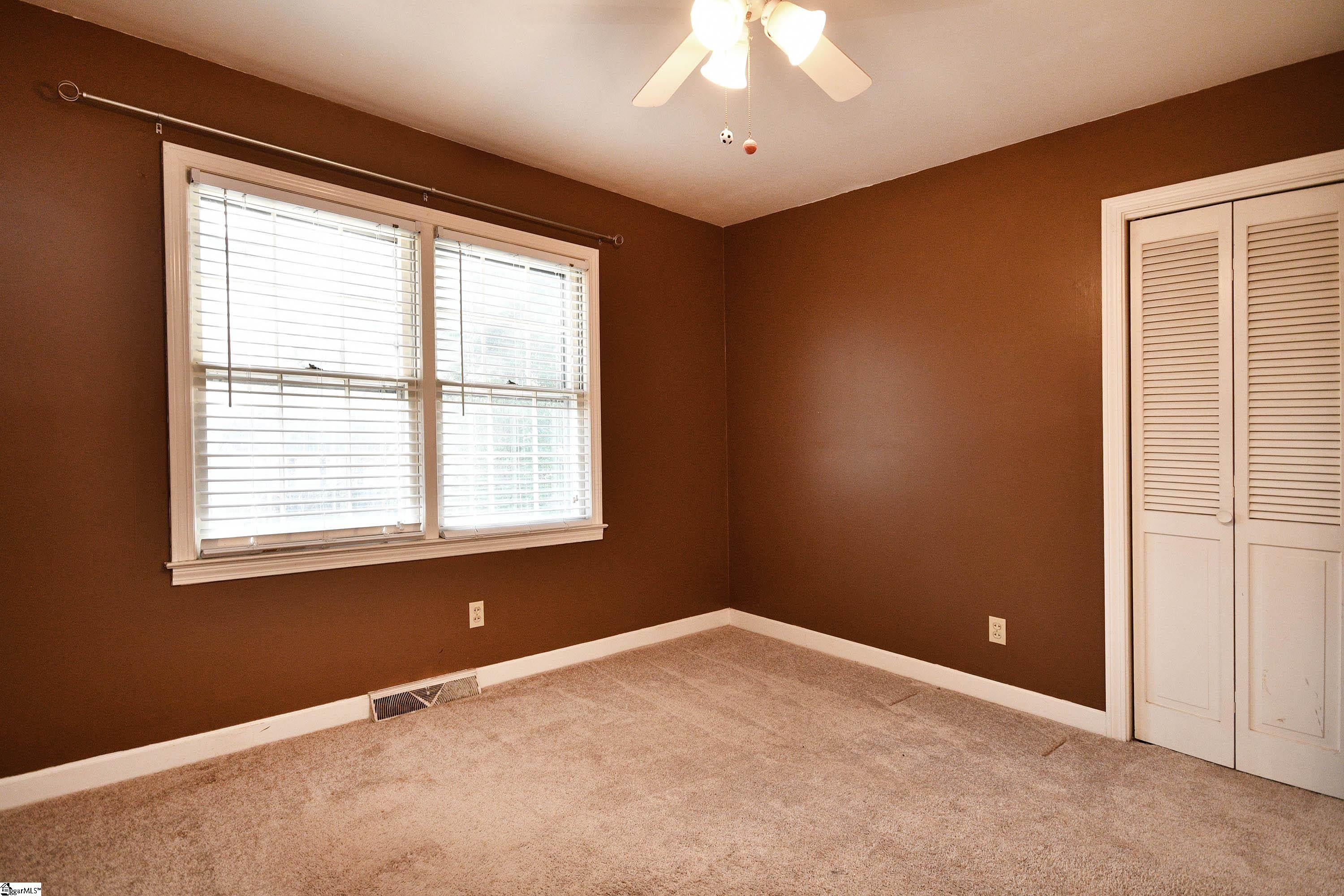 4 Coatbridge Road Greenville, SC 29615 - Photo 26 of 36