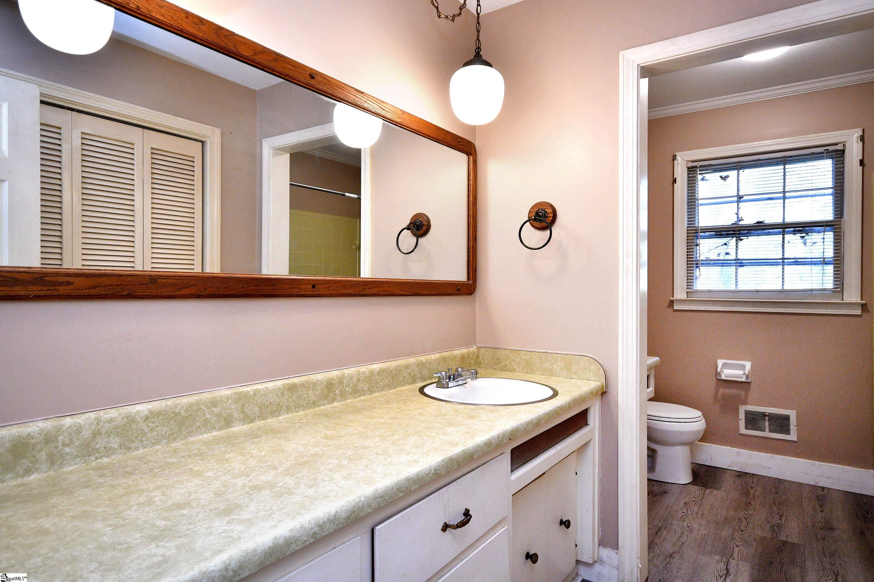 4 Coatbridge Road Greenville, SC 29615 - Photo 27 of 36