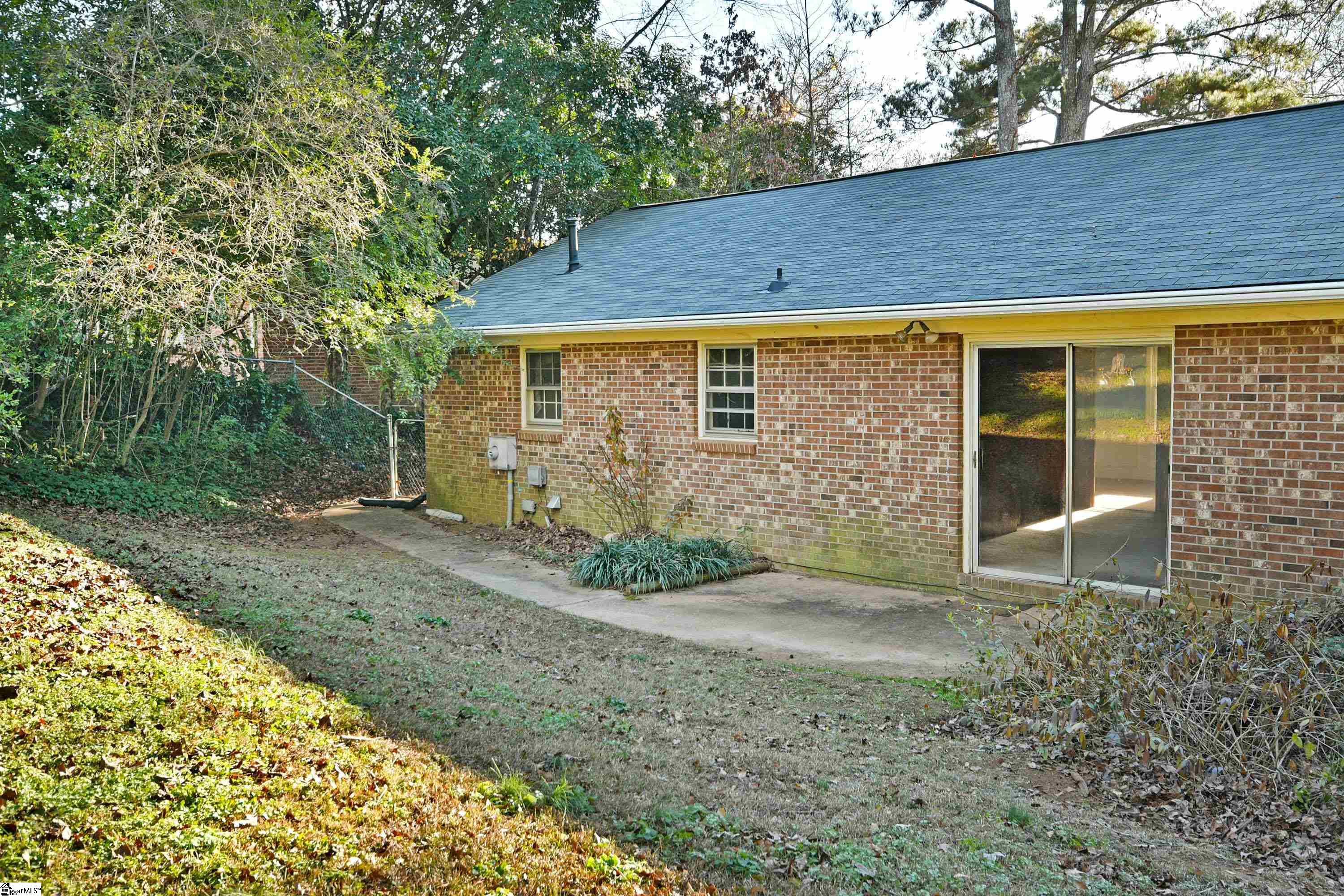 4 Coatbridge Road Greenville, SC 29615 - Photo 35 of 36