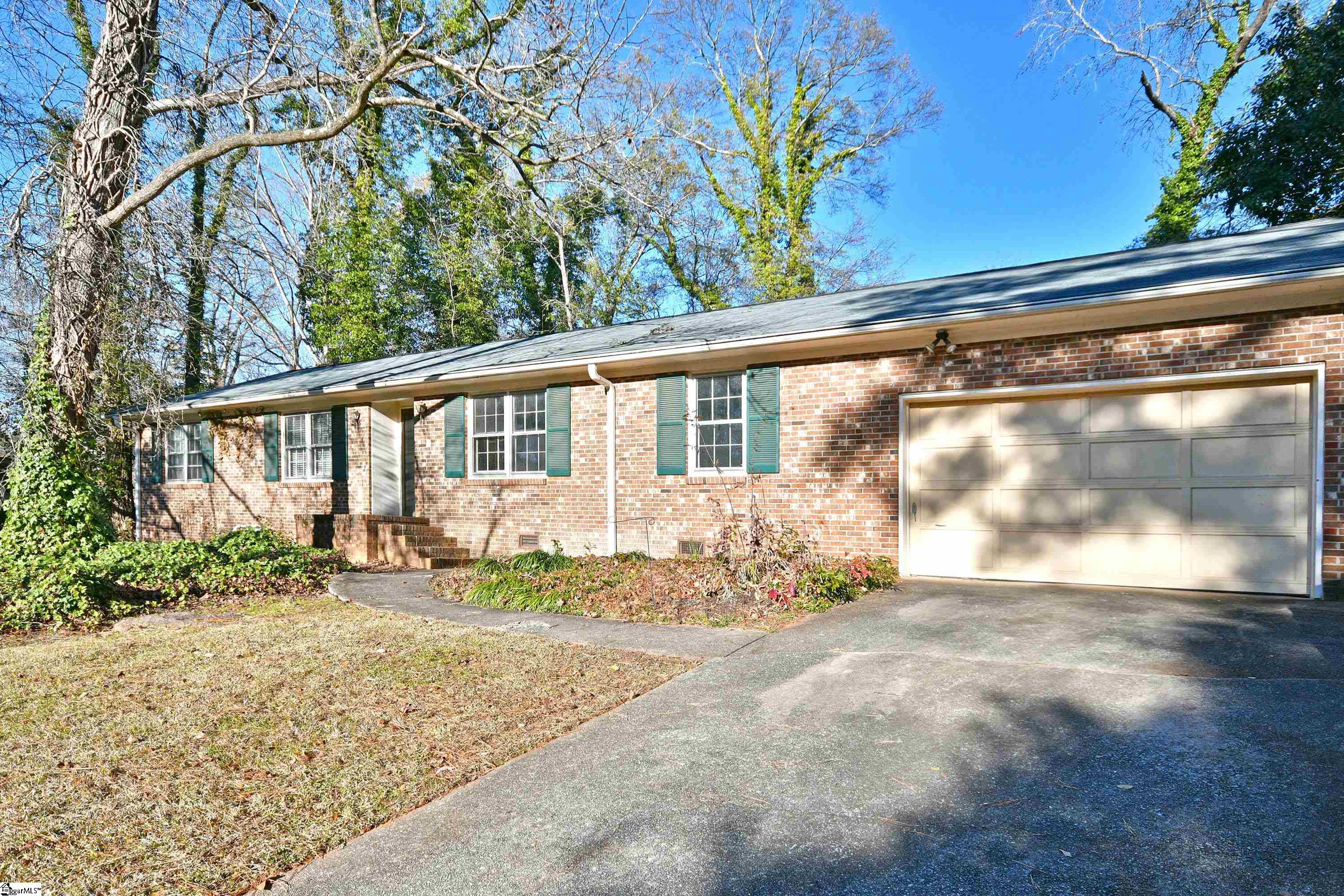 4 Coatbridge Road Greenville, SC 29615 - Photo 4 of 36