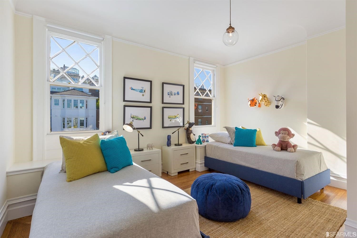 2526 Union Street San Francisco, CA 94123 - Photo 47 of 78 a bedroom with a bed and a couch