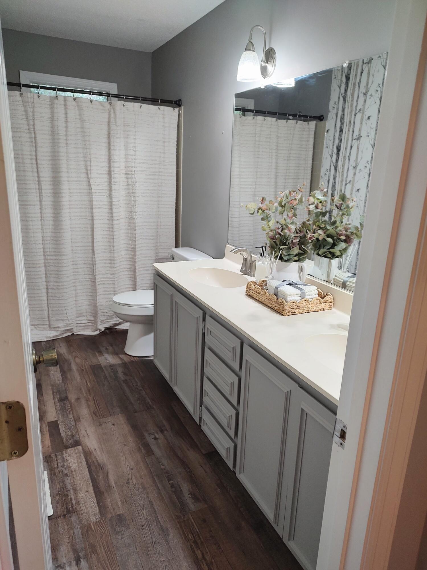 615 Hemlock Drive Thomson, GA 30824 - Photo 28 of 36 hall bath