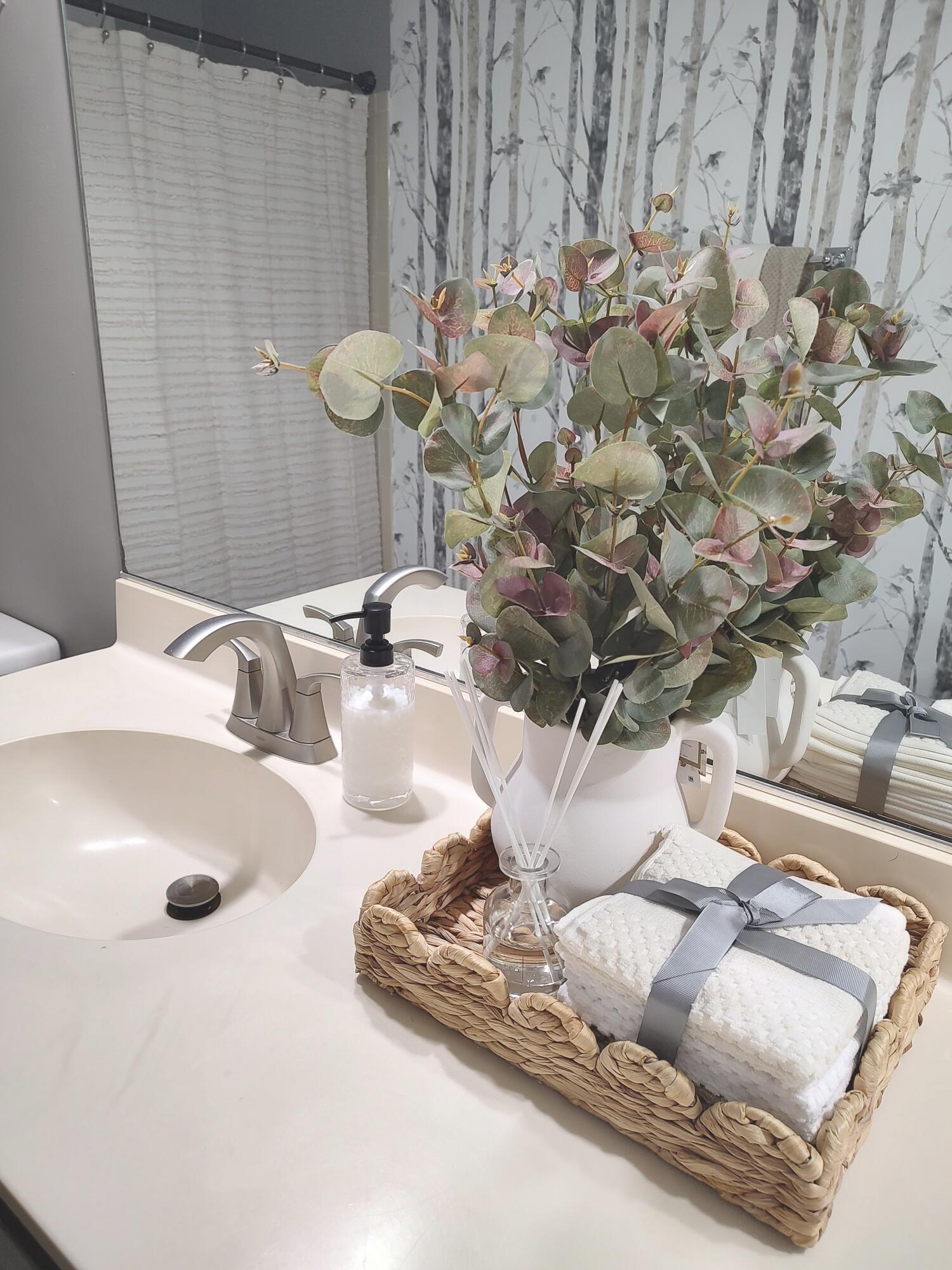 615 Hemlock Drive Thomson, GA 30824 - Photo 29 of 36 Hall Bath (5)