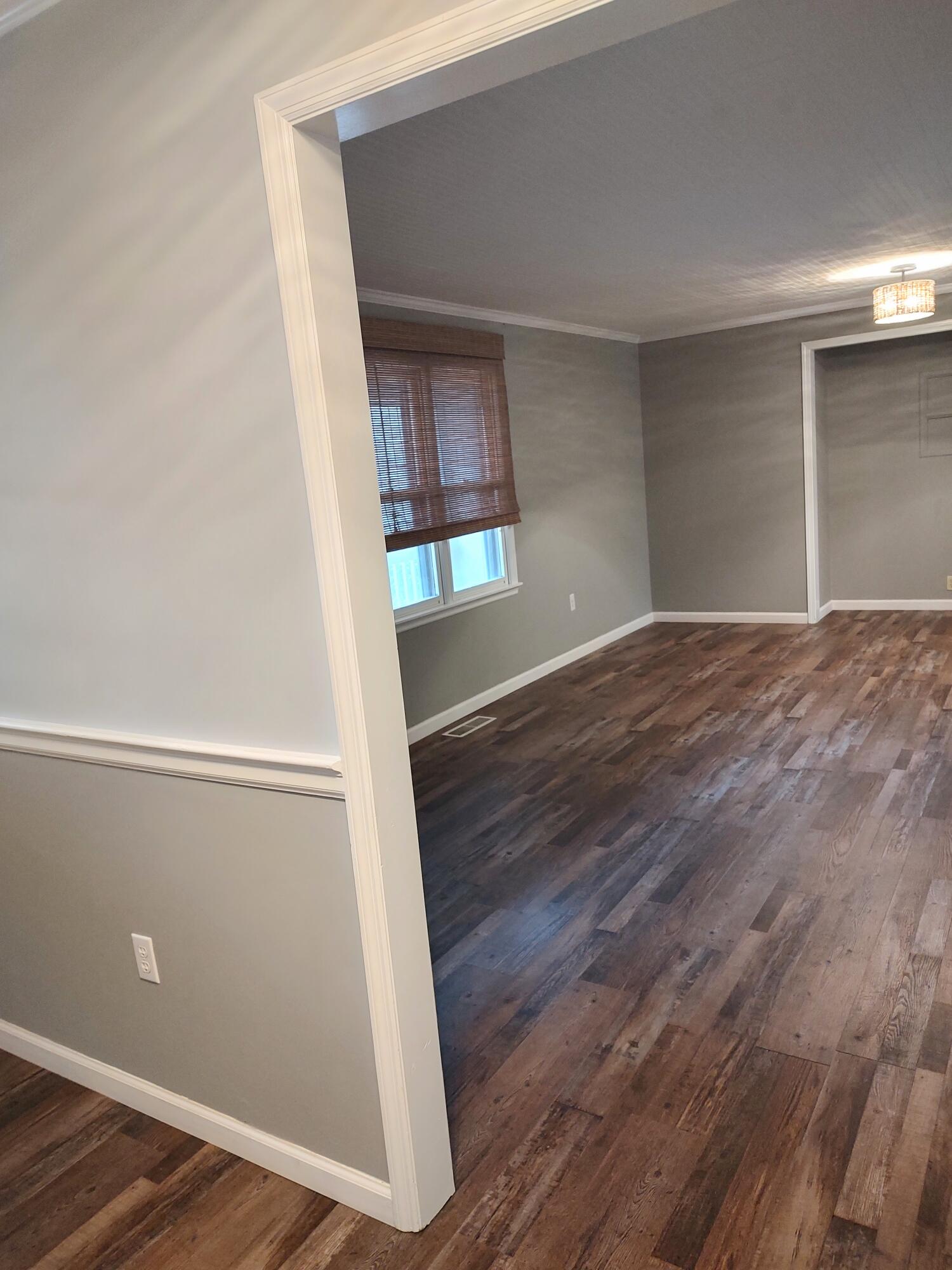 615 Hemlock Drive Thomson, GA 30824 - Photo 3 of 36 foyer to living room