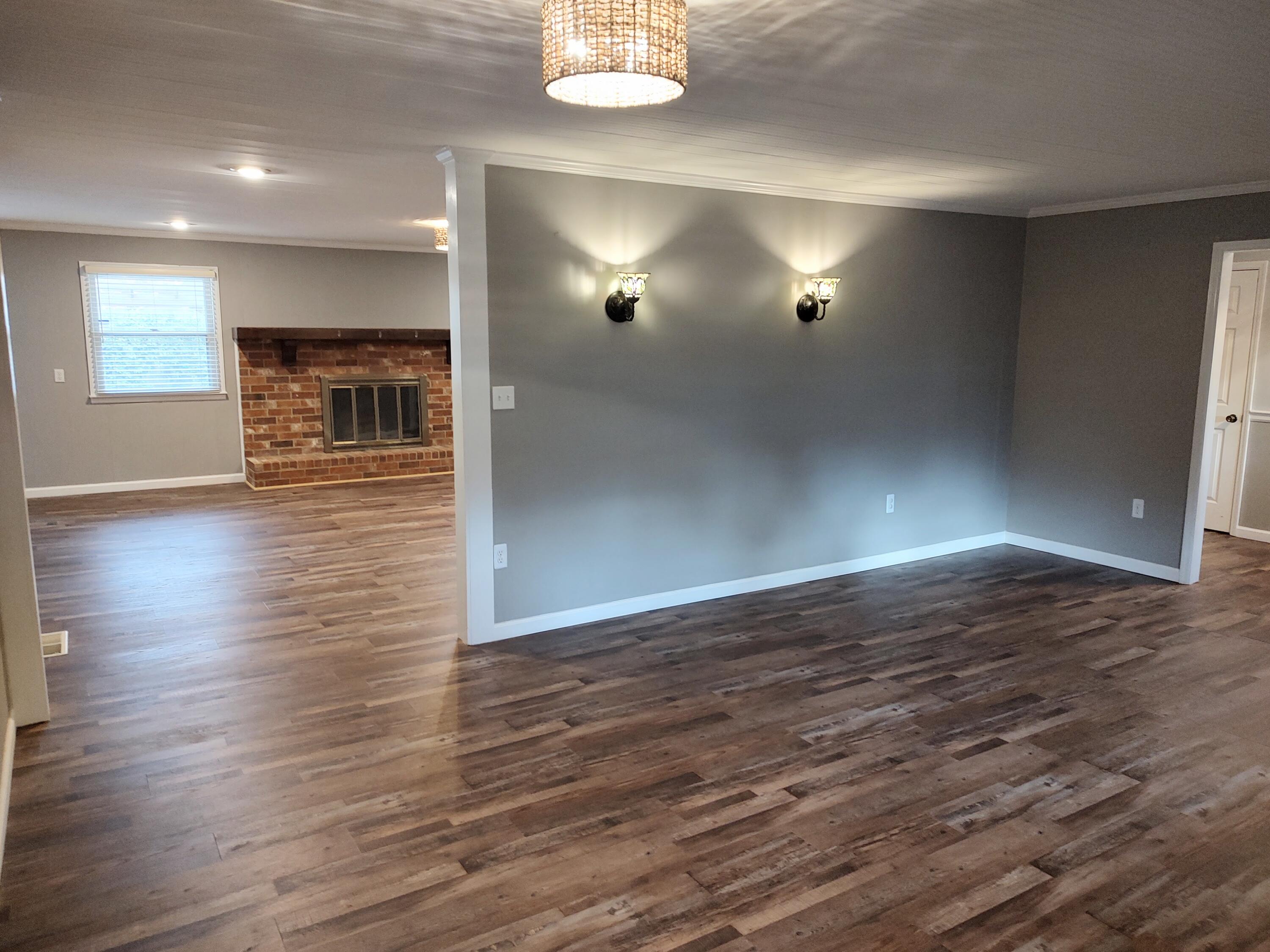 615 Hemlock Drive Thomson, GA 30824 - Photo 7 of 36 den to faimly room