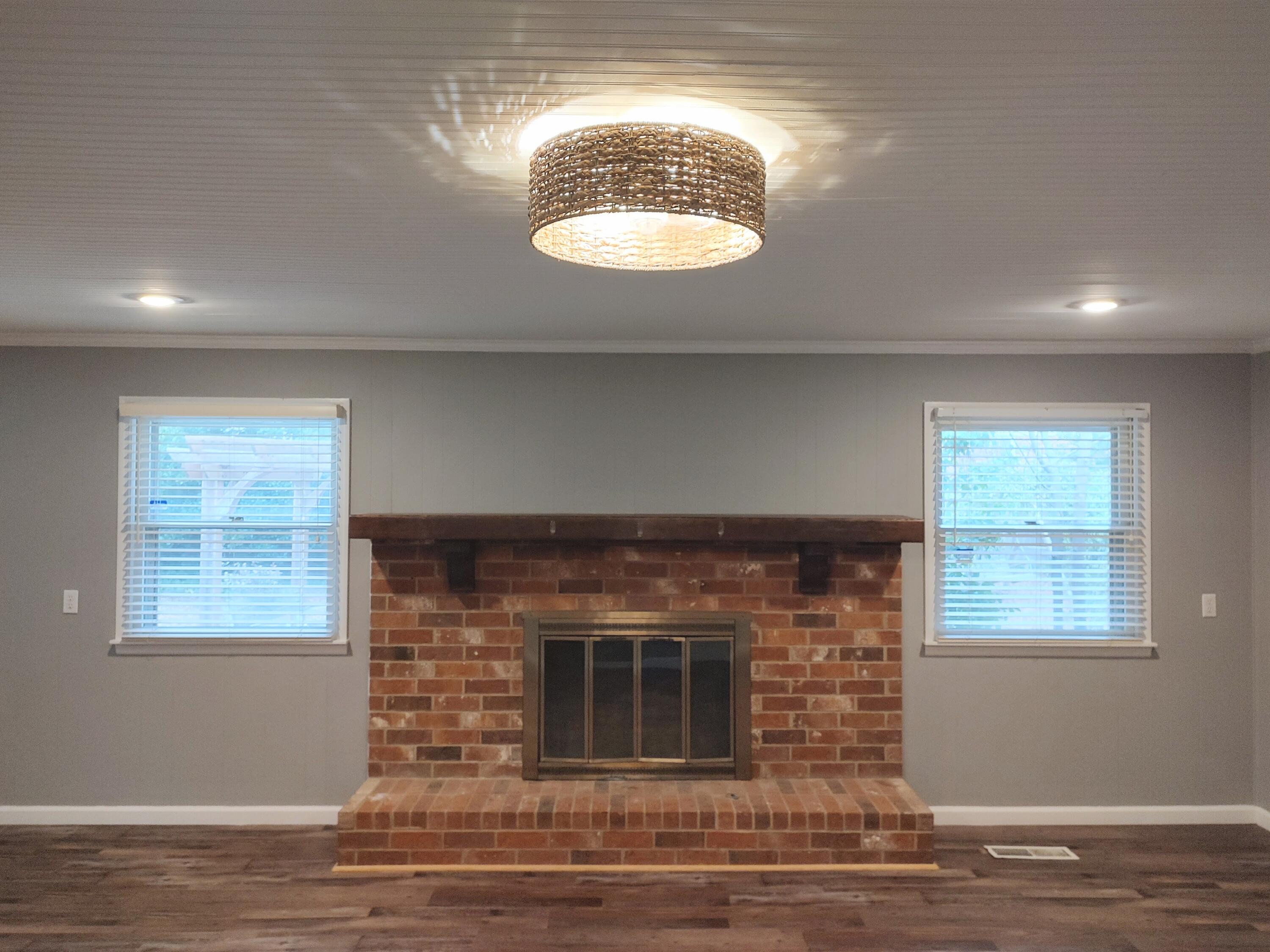 615 Hemlock Drive Thomson, GA 30824 - Photo 8 of 36 family room (2)