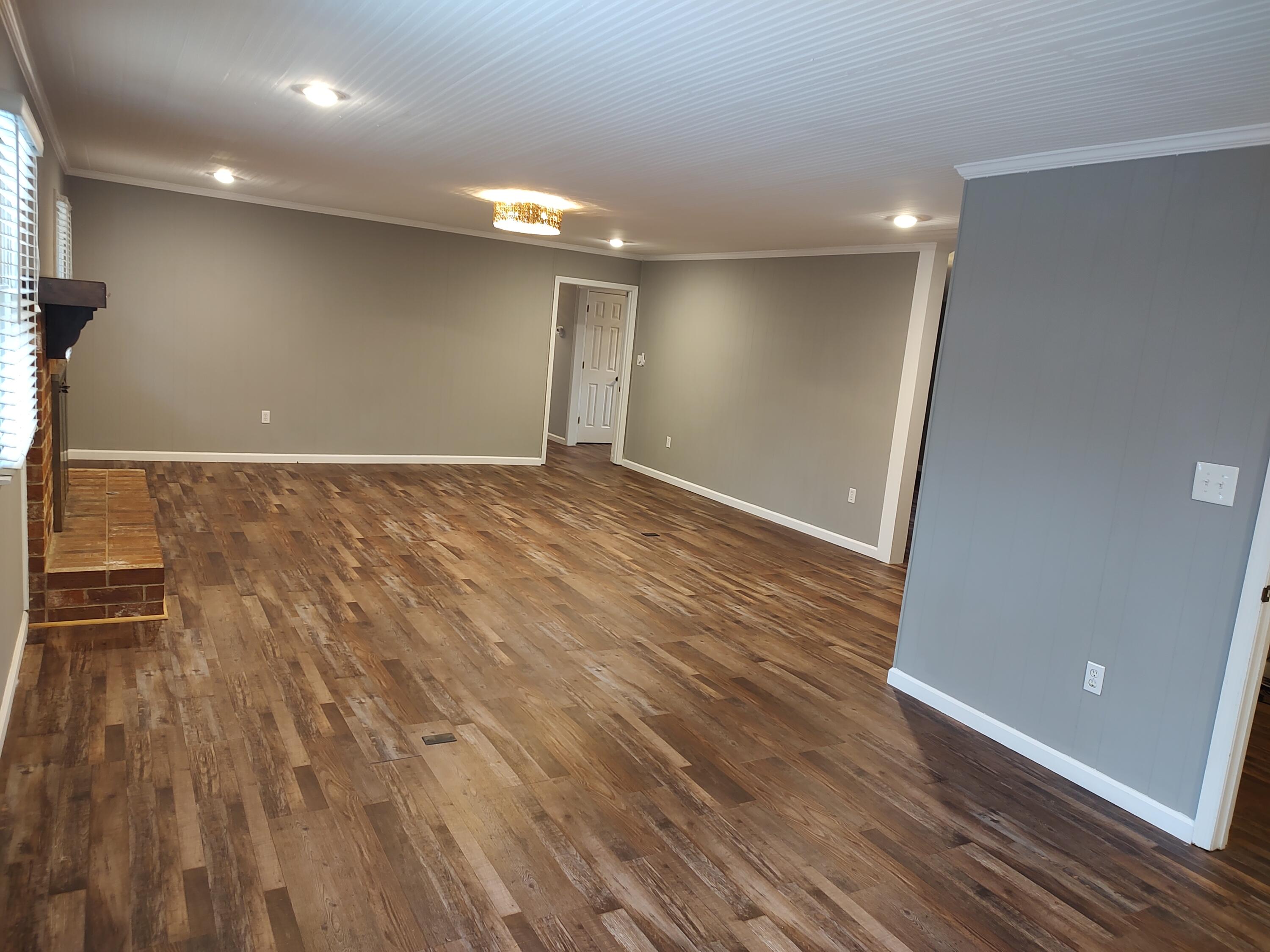 615 Hemlock Drive Thomson, GA 30824 - Photo 10 of 36 Family Room