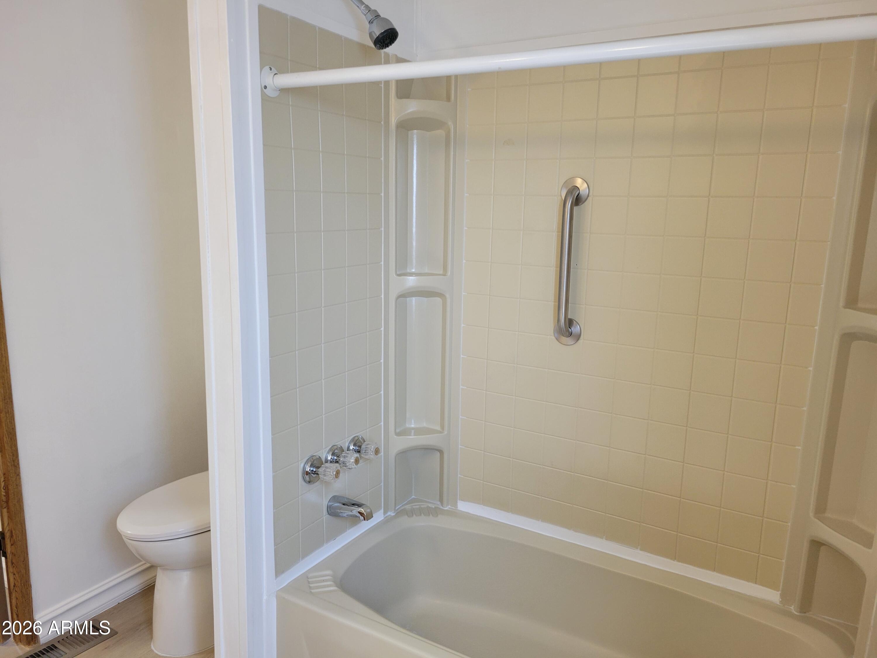 18026 North Cave Creek Road, Unit 125 Phoenix, AZ 85032 - Photo 13 of 20 1000135775