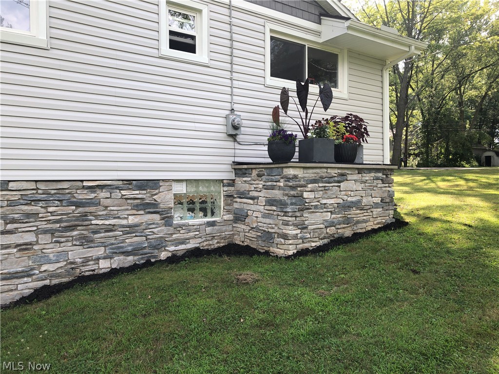 7748 Diagonal Road Kent, OH 44240 - Photo 4 of 28 Gallery Image 4