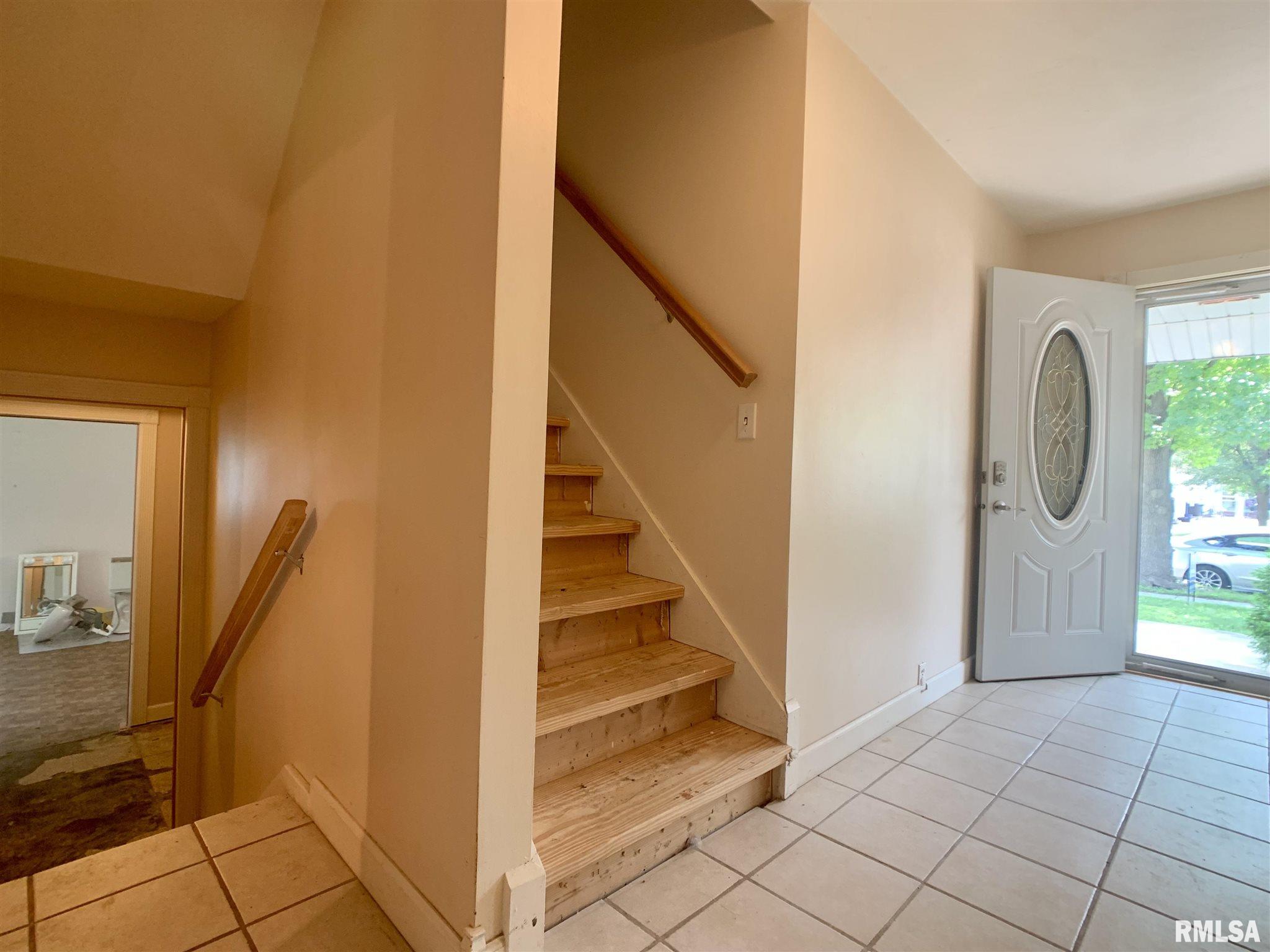 809 Roanoke Drive Springfield, IL 62702 - Photo 18 of 25 Gallery Image 18