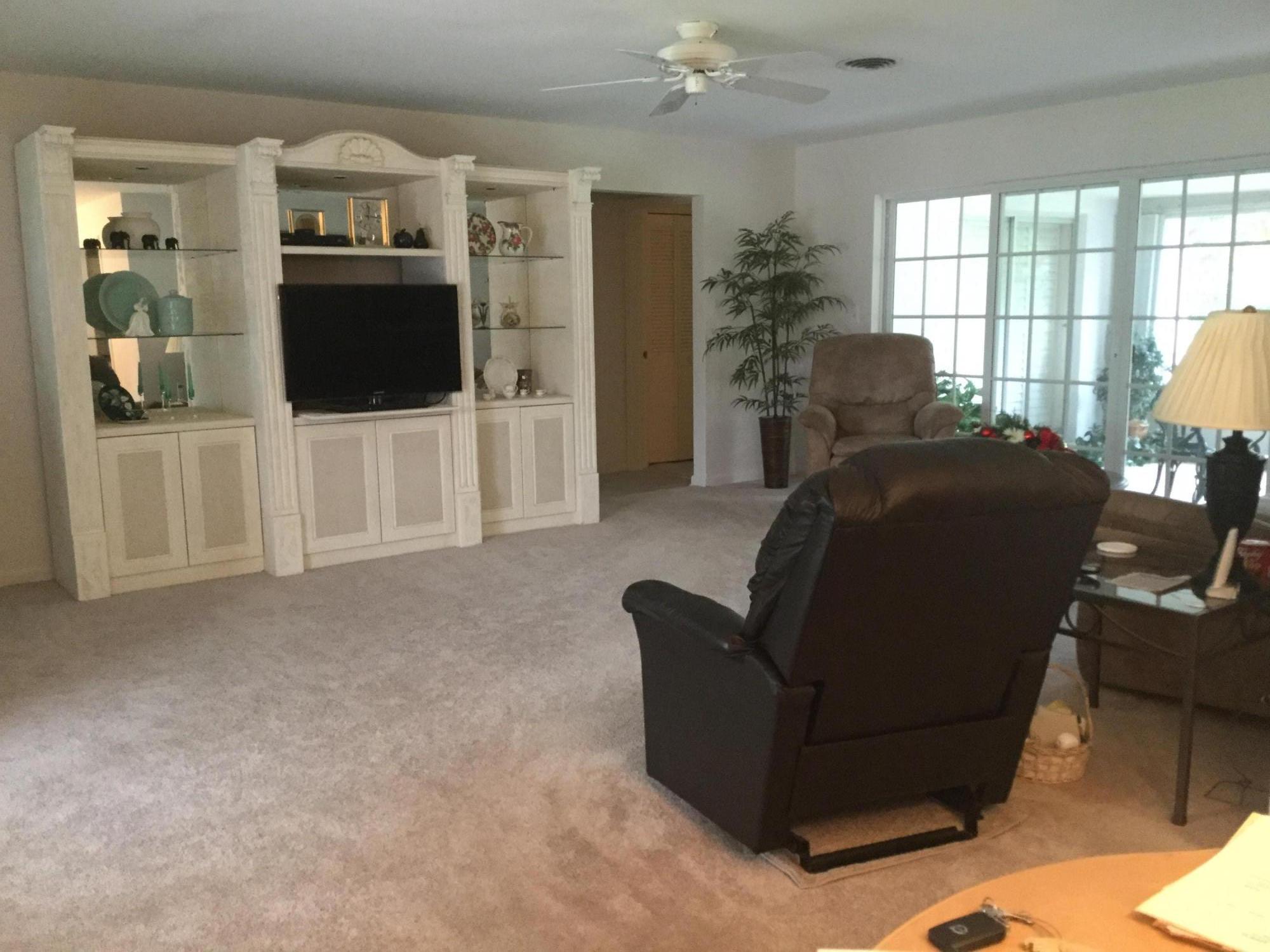 851 Southwest 5th Street Boca Raton, FL 33486 - Photo 2 of 27 Living room