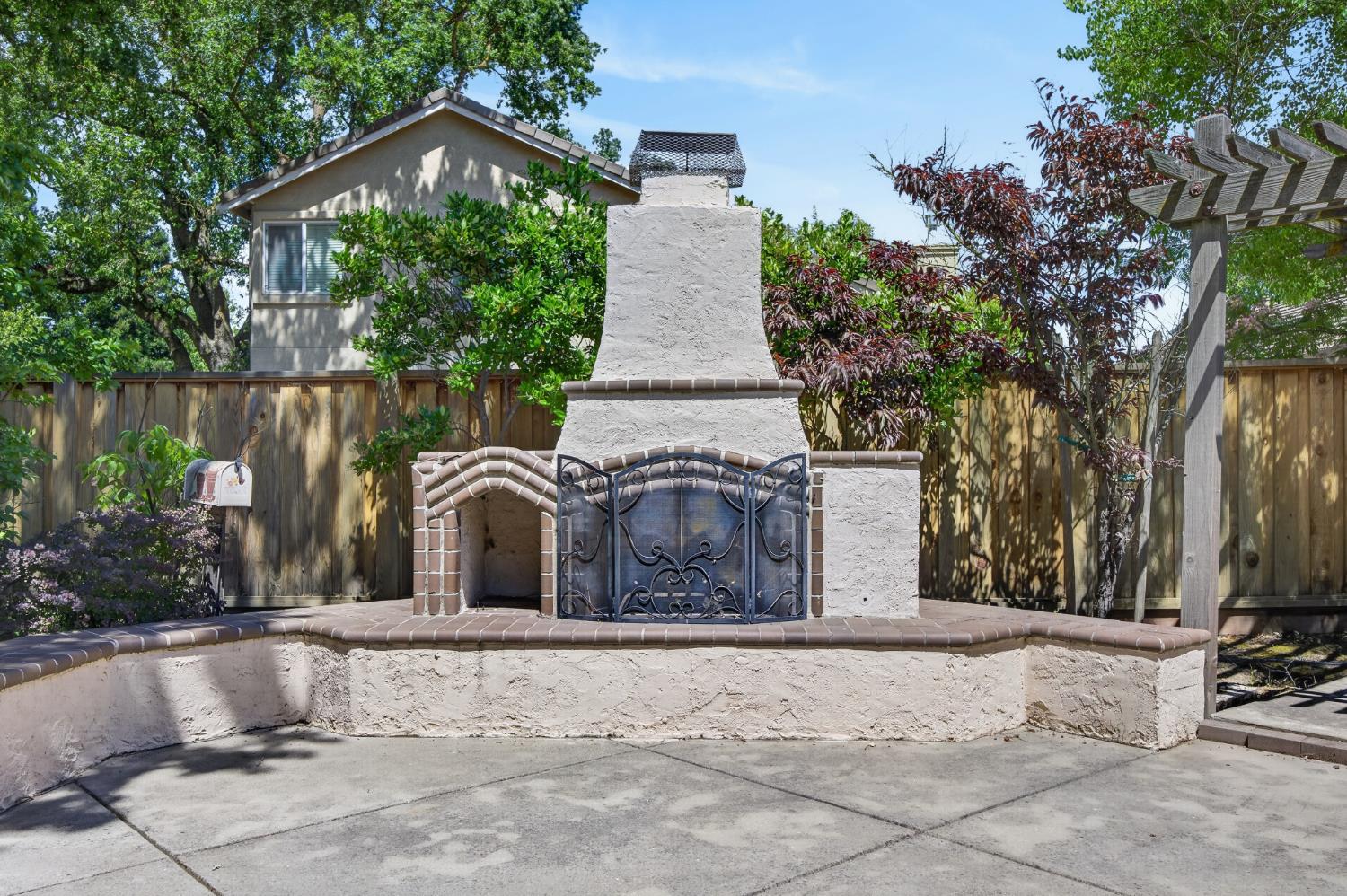 34 Riverscape Court Sacramento, CA 95833 - Photo 48 of 61