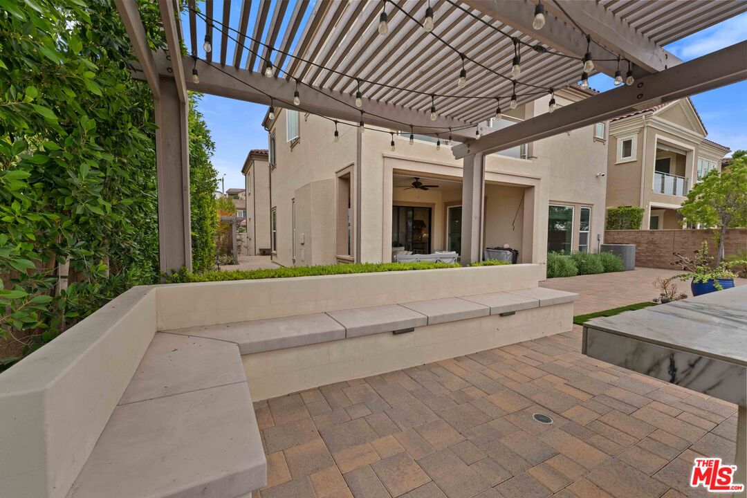 11925 North Ricasoli Way Porter Ranch, CA 91326 - Photo 41 of 57